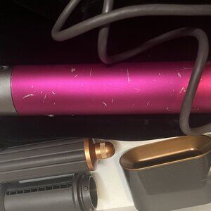 Dyson Airwrap Styler Pink/Fuchsia – Used with 3 attachments